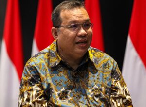 Read more about the article Gelombang Pengunduran Diri Guncang Otoritas Keuangan: Setelah Dirut BEI, Ketua dan Empat Komisioner OJK Ikut Mundur