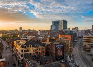 Read more about the article Peringatan Lalu Lintas Ganda Dikeluarkan Akibat Pekerjaan Jalan di Greater Manchester