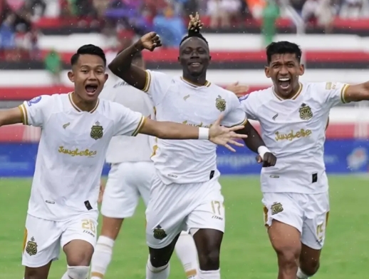 Read more about the article Hasil Malut United vs Bhayangkara FC 1–2: The Guardians Taklukkan Tuan Rumah di Gelora Kie Raha