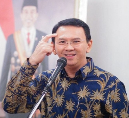 Read more about the article Kenangan Ahok tentang Meriyati Hoegeng: Tetap Mengirim Makanan Saat di Balik Jeruji